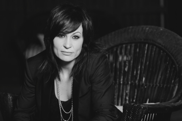 Kanye West + Kim Kardashian Look Actually Human On Instagram [Photos]