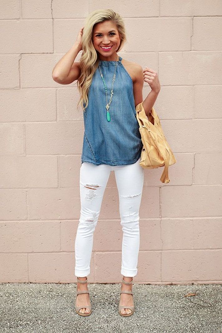 STYLECASTER | How to Wear Ripped Jeans: Street Style Inspiration