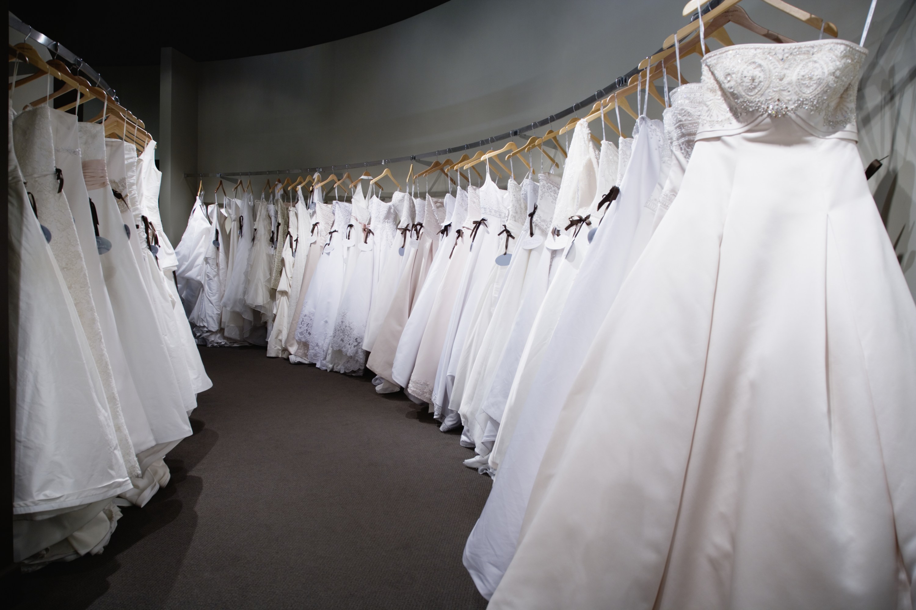 Wedding Dress Shopping Tips Every Bride Should Know