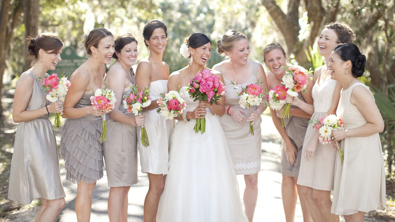 How To Choose Wedding Party Dresses That Your Bridesmaids Will Love