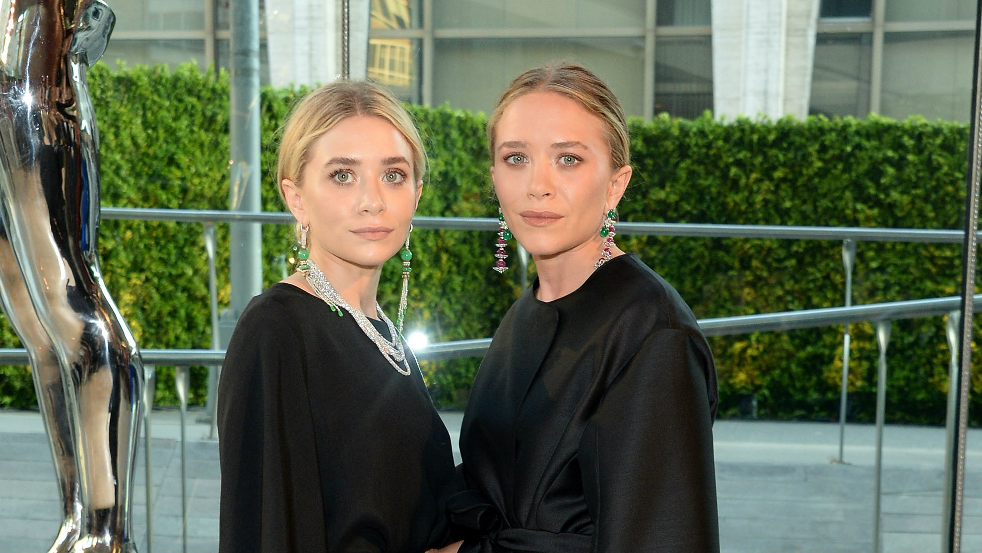 Mary-Kate Olsen and Ashley Olsen's Brand The Row Had No-Phones Policy