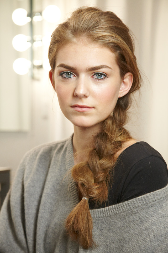 Get On The Braid Trend With The Messy Side Braid