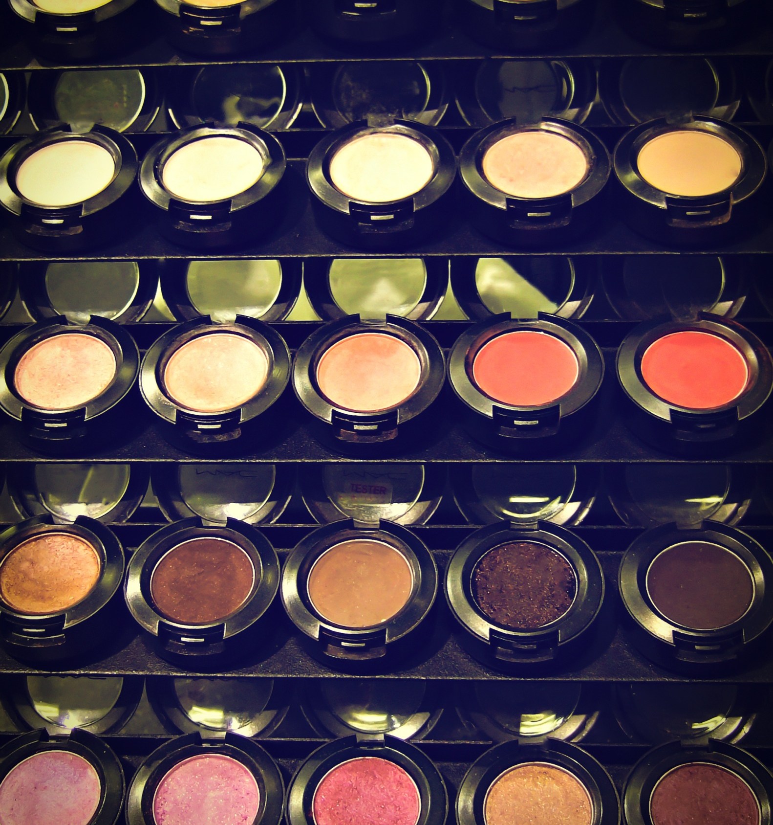 Kim Kardashian Talks Makeup, Kylie Jenner's Lips With Pixiwoo