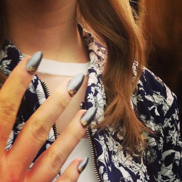 Spotted: Boldly Colored Eyebrows Are Happening Off the Runway