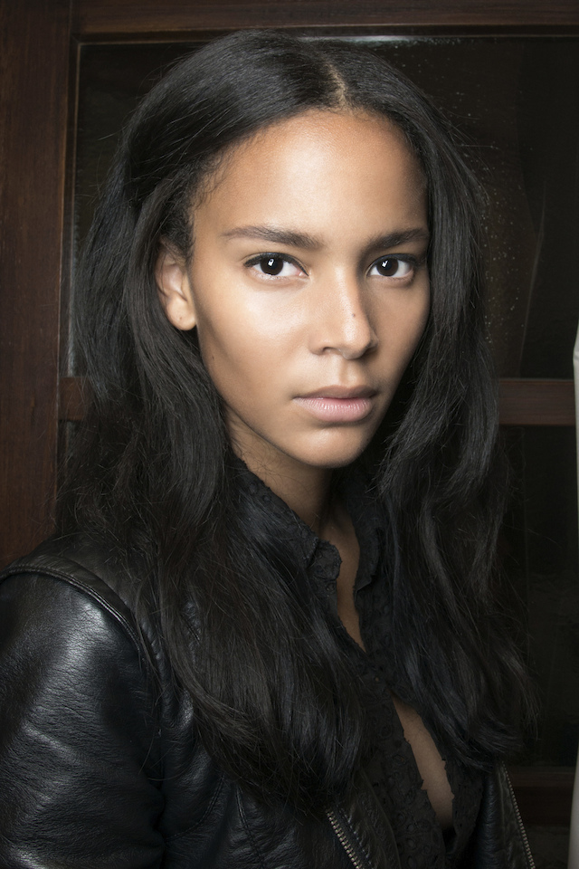 Ingrown Hairs: How to Prevent Irritation, According to an Expert