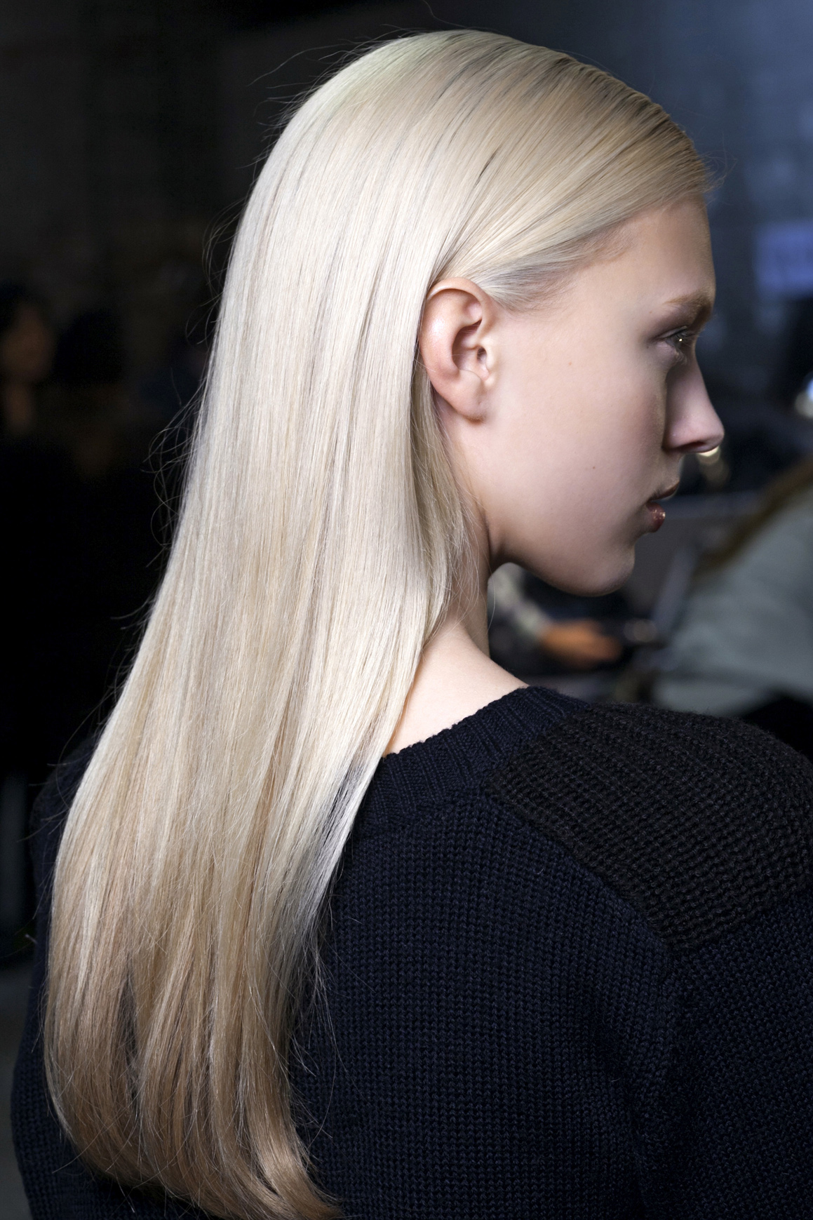 How to Make Nails Stronger: Expert Tips