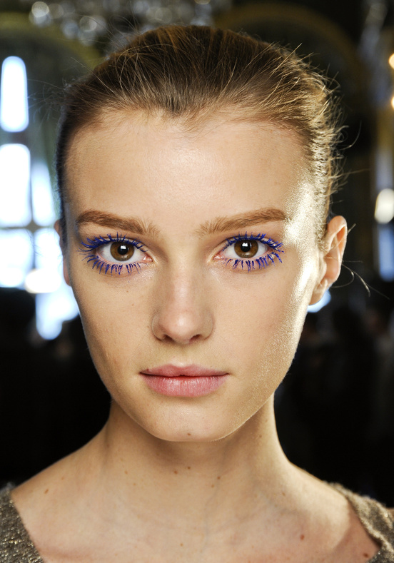 5 Ways to Wear Colored Mascara