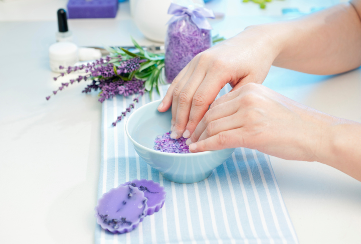 News: Tyra Banks Makes Bowl Cuts Cool