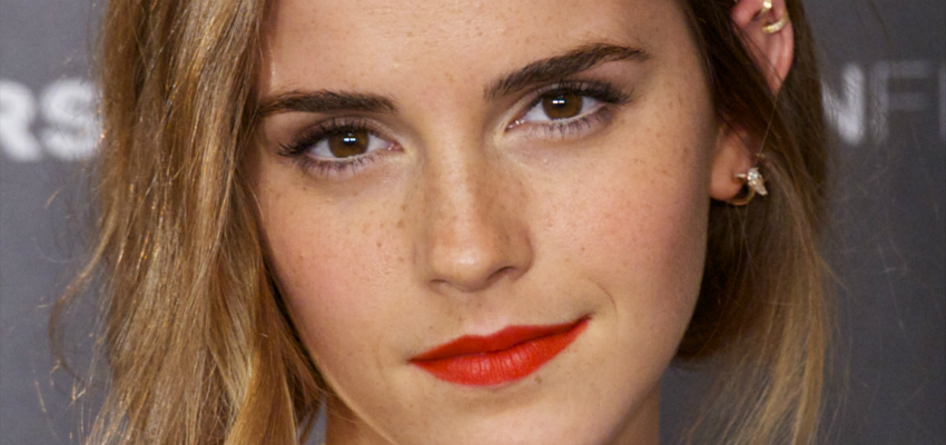 emma watson red lipstick