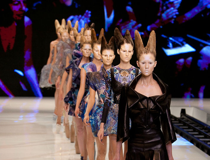 Lady Gaga to Pay Tribute to David Bowie at the Grammys