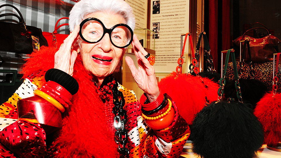 Gisele Bündchen Shares Her Daily Makeup Routine with Chanel