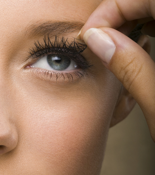 The 5 Rules of Luscious Lashes