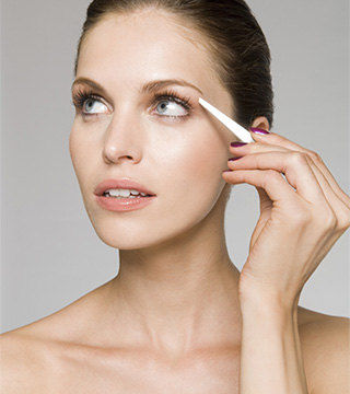 3 Signs It Might Be Time Break Up with Your Makeup