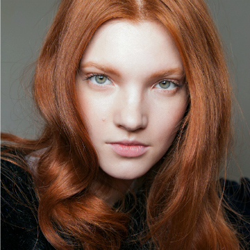 Mandy Moore's Blonde Hair Is As Light As Her 'Candy' Days