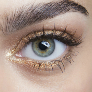 How to Get Longer Eyelashes, Naturally