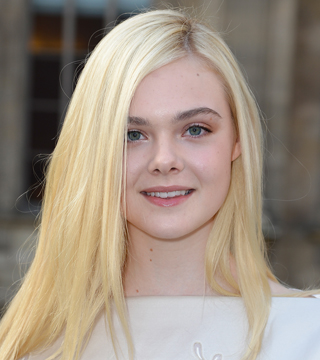 Elle Fanning Looks Like a Literal Garden In This Gorgeous Gown