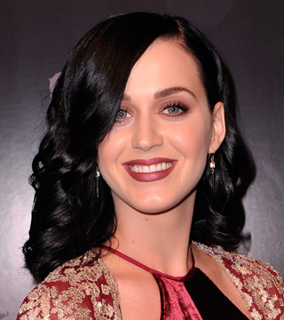 What The Makeup and Skincare Product Blur Trend Can Do For Your Look