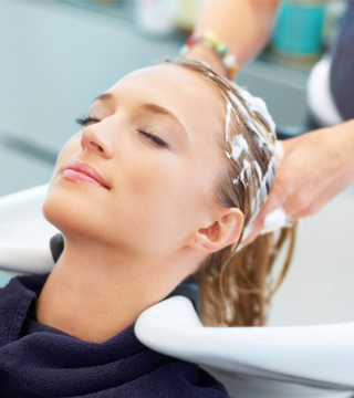 I Tried Cold Plunging: Here Are Benefits & Risks Involved