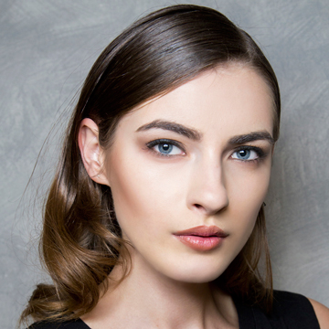 How to Get Shiny Hair Immediately