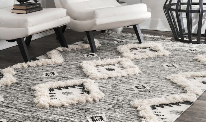 STYLECASTER | Small Bedroom Decorating Tips