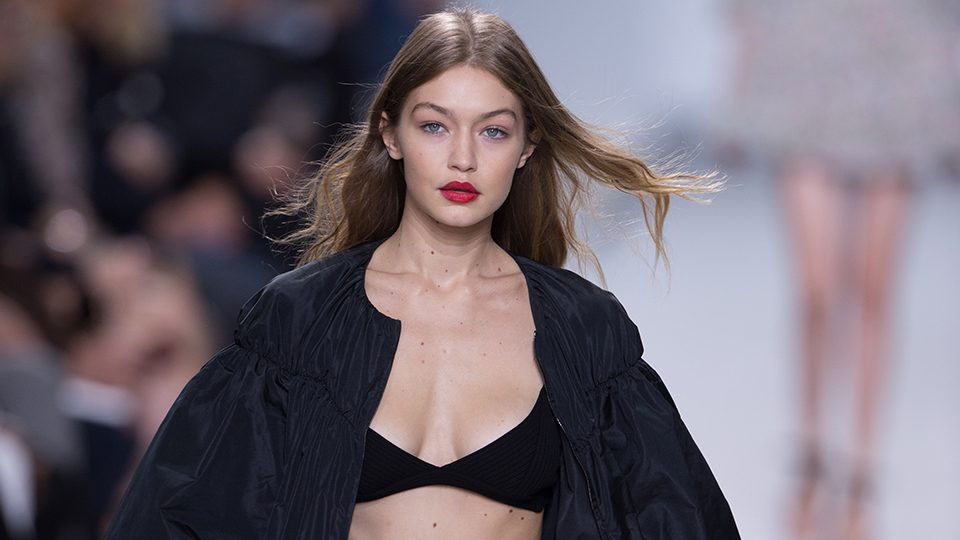 19 Pairs of Suede Over-the-Knee Boots to Buy This Season