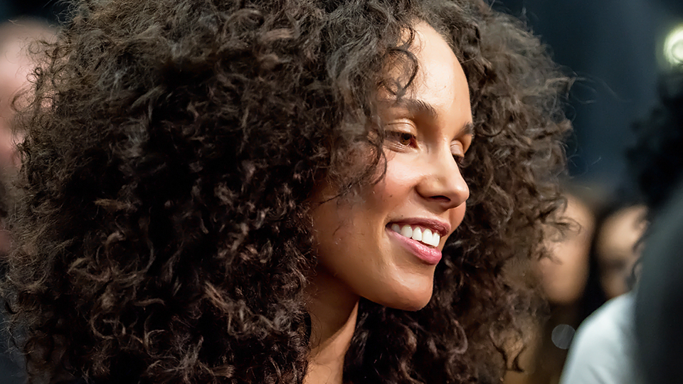 alicia keys no makeup good skin