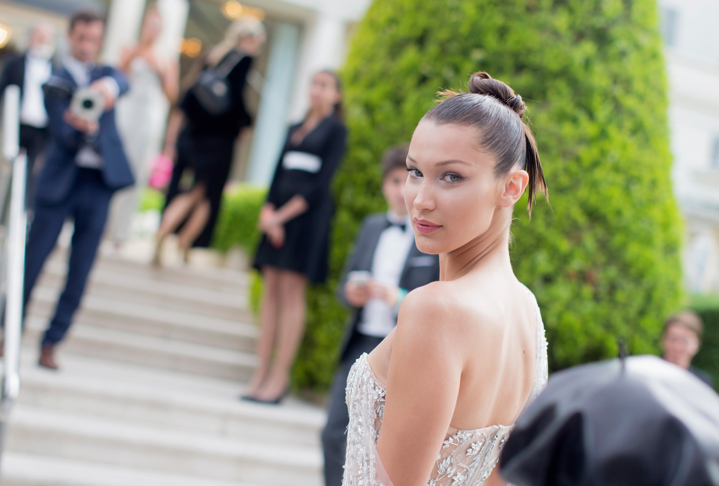 Bella Hadid Suffers Wardrobe Malfunction