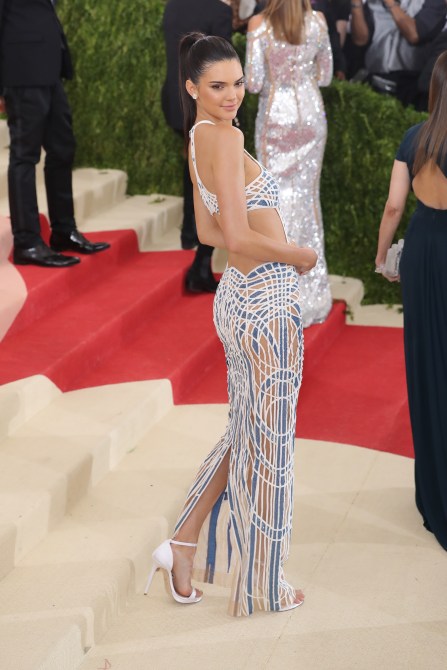 Kendall Jenner Style: Kendall wearing a sleek patterned dress at the 2016 MET Gala.