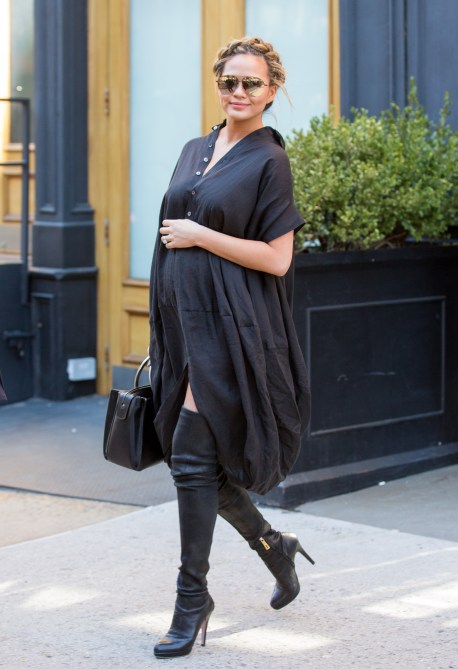 Chrissy Teigen Maternity Style