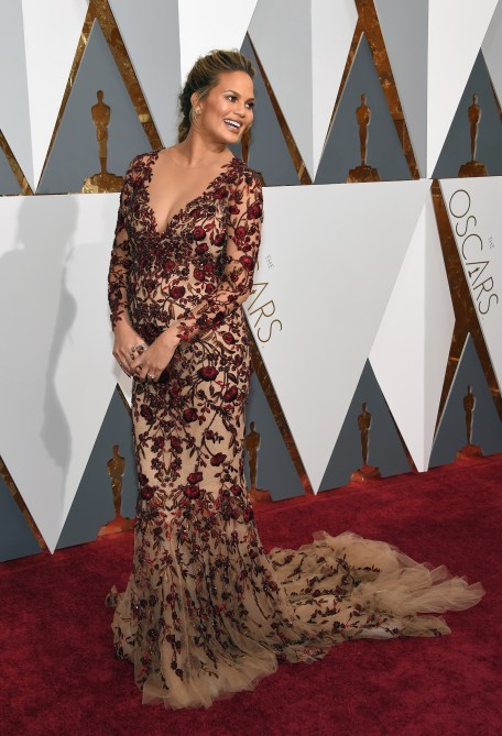 Chrissy Teigen Maternity Style