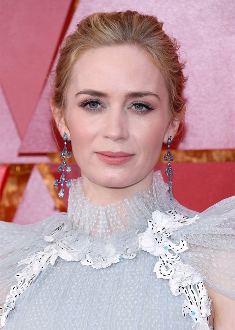 STYLECASTER | Oscars 2018 Beauty Looks | Emily Blunt