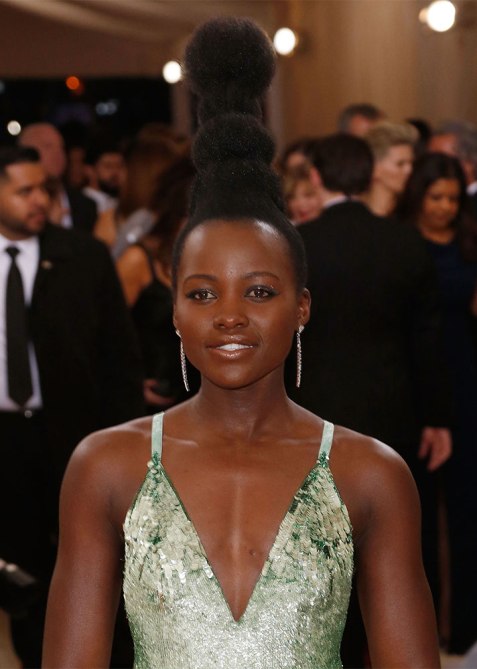 STYLECASTER | Hollywood's Boldest Beauties | Lupita Nyong'o