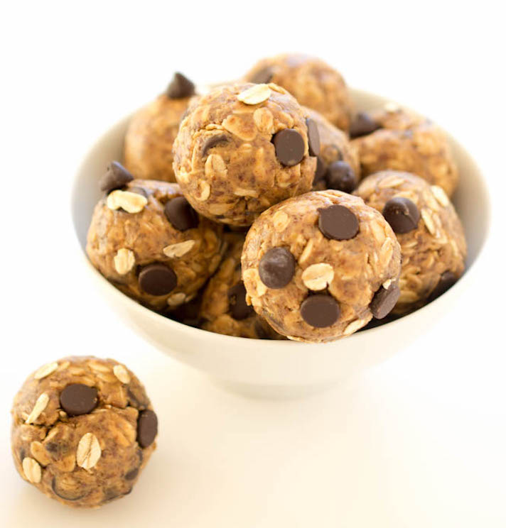 STYLECASTER | 11 No-Cook Breakfast Ideas with 5 Ingredients or Less