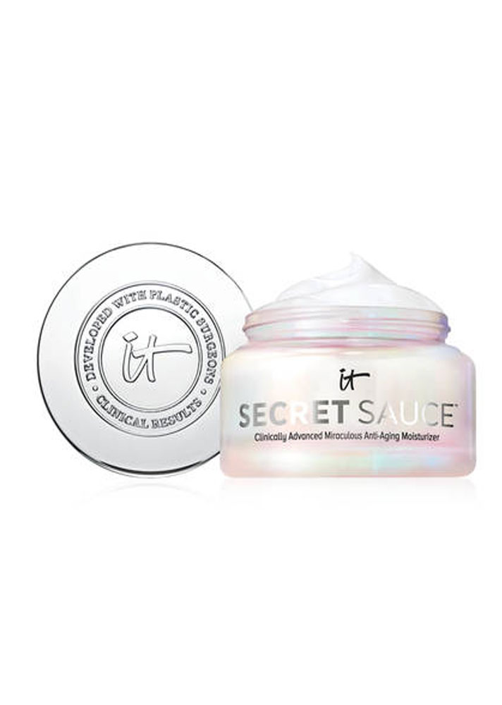 STYLECASTER | It Cosmetics Black Friday Cyber Monday 2018 Deals | Secret Sauce