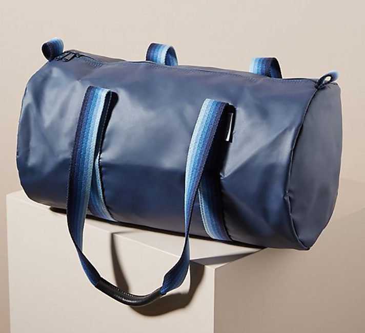 27 Luxe Travel Must-Haves You Need This Holiday Season