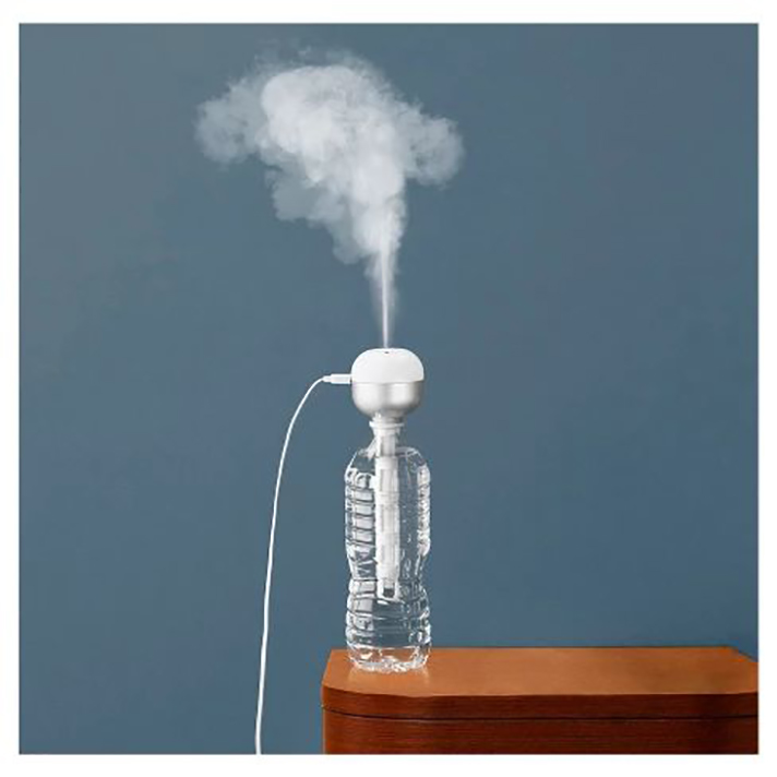 STYLECASTER | 27 Luxe Travel Must-Haves That Promise to Elevate Your Holiday Season