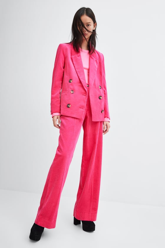 STYLECASTER | Power Suits Are 2019's Favorite Way to Dress Up