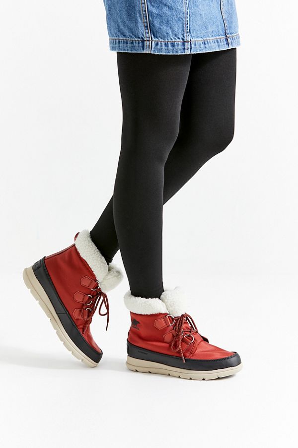 STYLECASTER | 11 Pairs of Winter Leggings That Will Actually Keep You Warm, According to Reviews