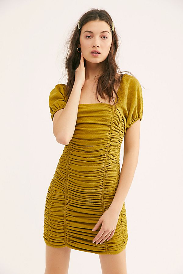 STYLECASTER | Ruching is One 80s Trend That’s Actually Flattering; Here’s How to Wear it in 2019