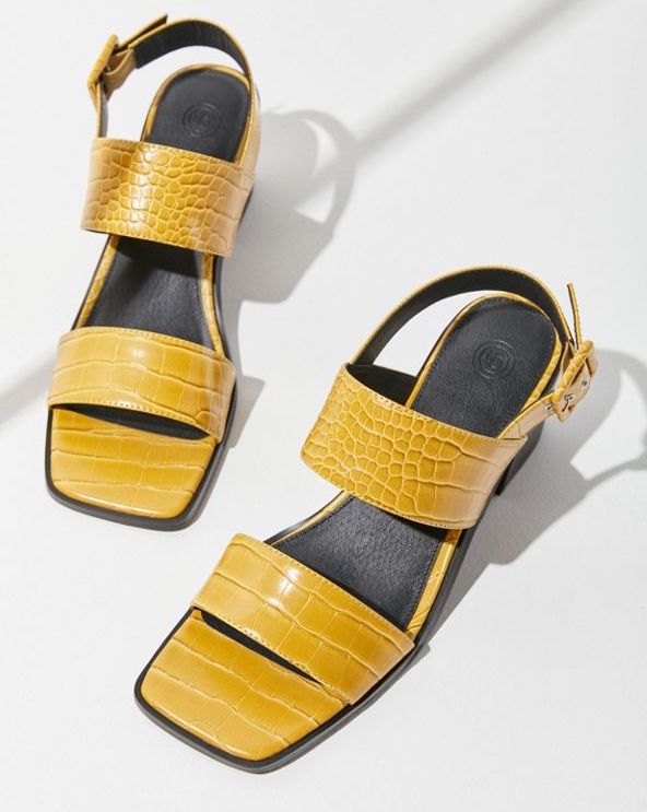 STYLECASTER | Sale Winter Shoes to Shop Now