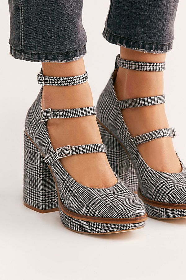 STYLECASTER | Sale Winter Heels to Shop Now