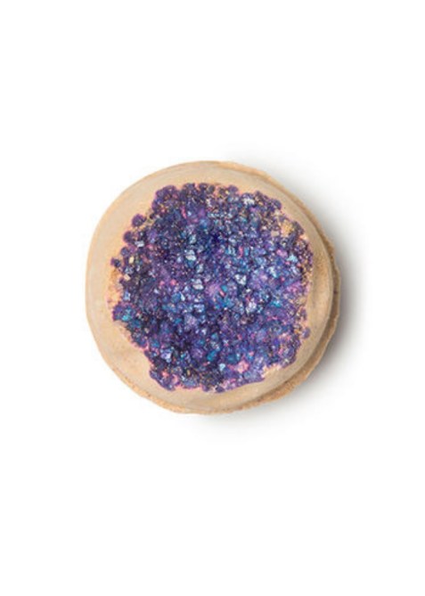 lush bath bomb