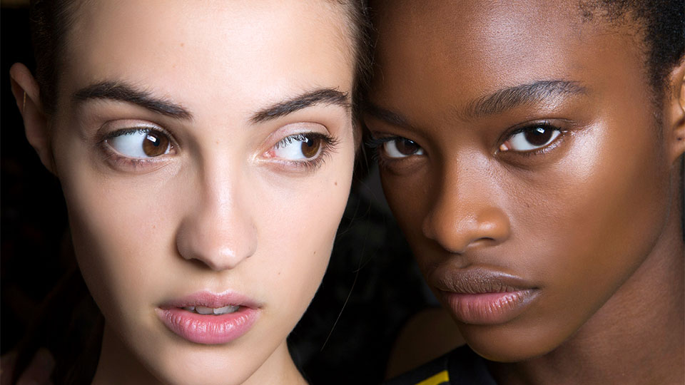 Models-Makeup Remover