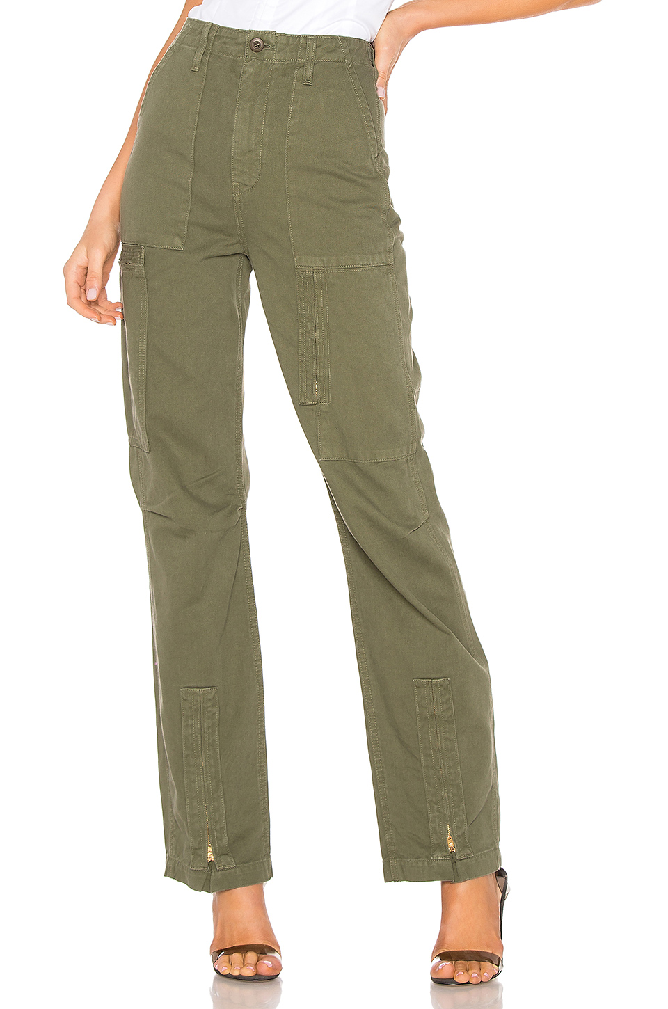 Utility Pants Are Probably The Comfiest (and Most Wearable) Trend of The Moment | STYLECASTER