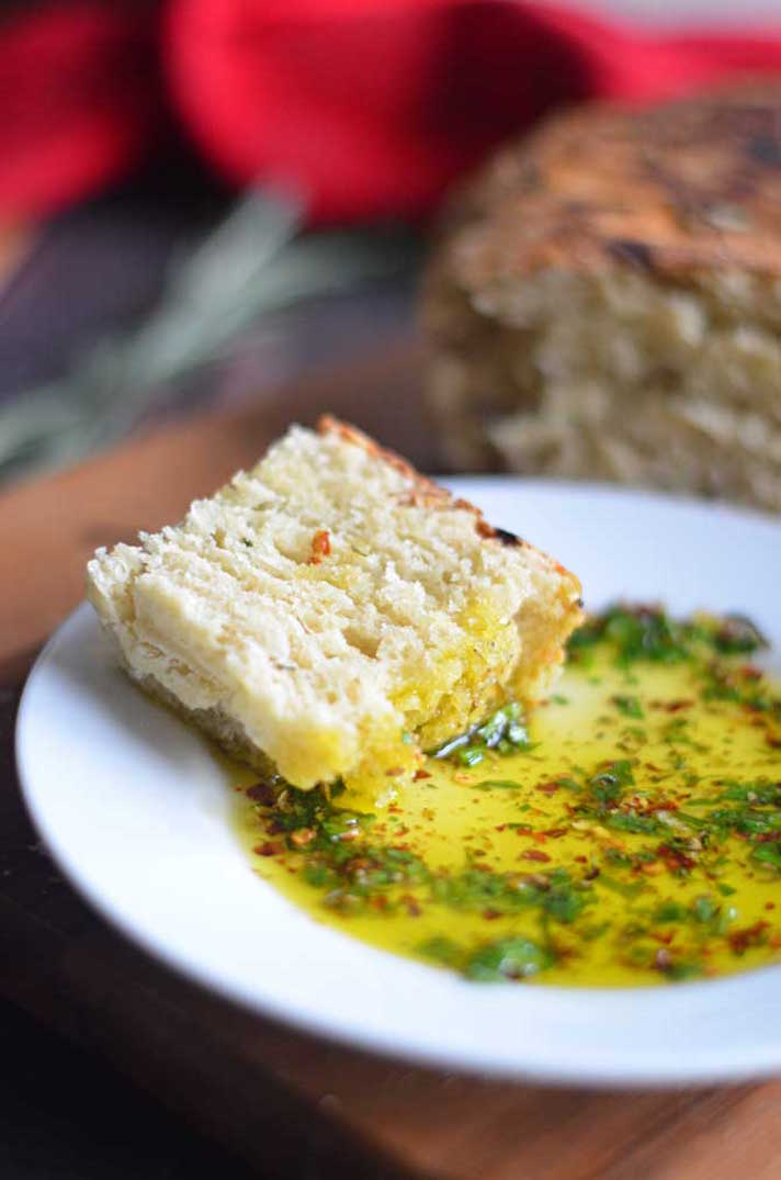 STYLECASTER | 17 Slow-Cooker Breads That Honestly Kind of Blow My Mind | Rosemary Olive Oil Bread