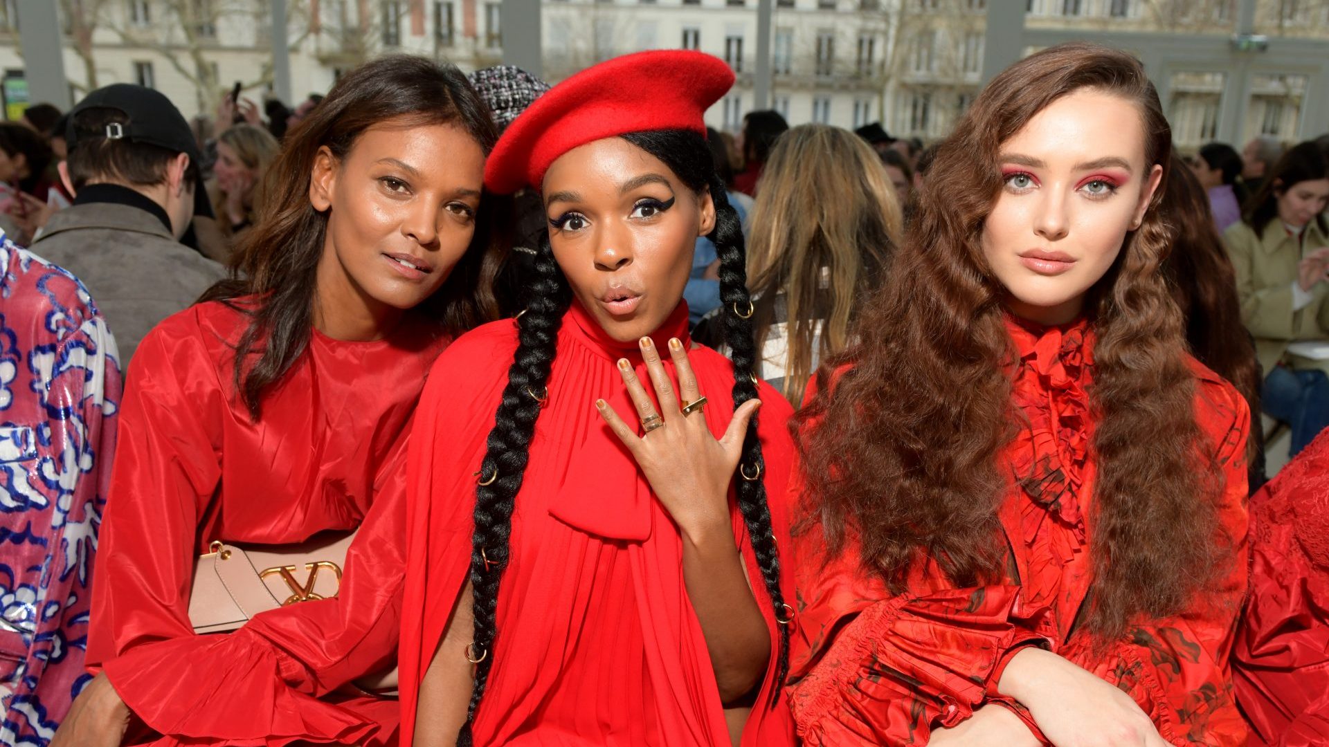 Kendall Jenner Blonde Hair Just Made Its First Appearance