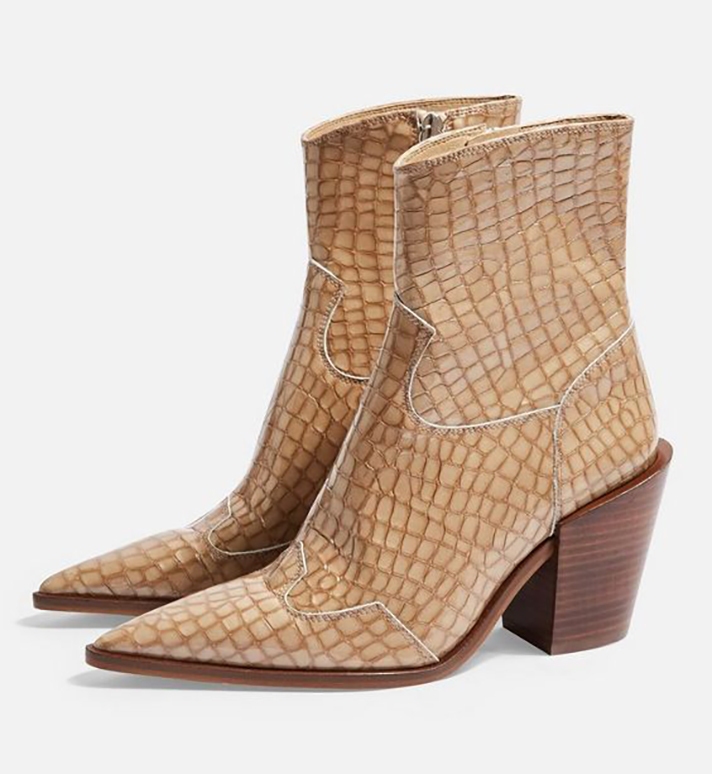 STYLECASTER | Minimalist Summer Heels Sure to Play Well with Your Entire Wardrobe