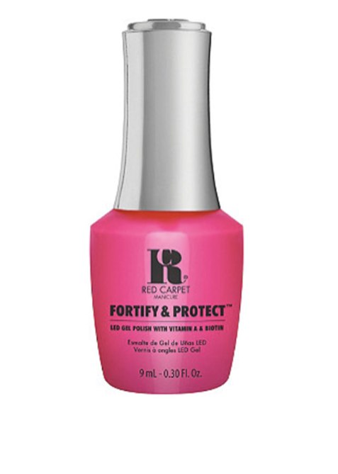 summer-nail-colors-red-carpet-manicure