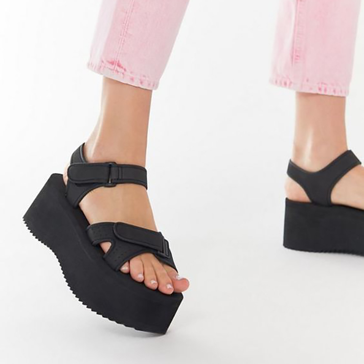 STYLECASTER | Your Everything Guide to the Cute Summer Sandals On Offer Right Now