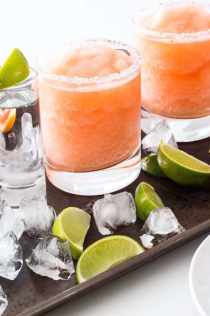 STYLECASTER | 17 Easy Blender Cocktails That Make Any Day Feel Like Vacation | Frozen Palomas